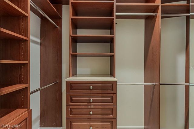 2055 Swainsons RUN, Naples, FL 34105