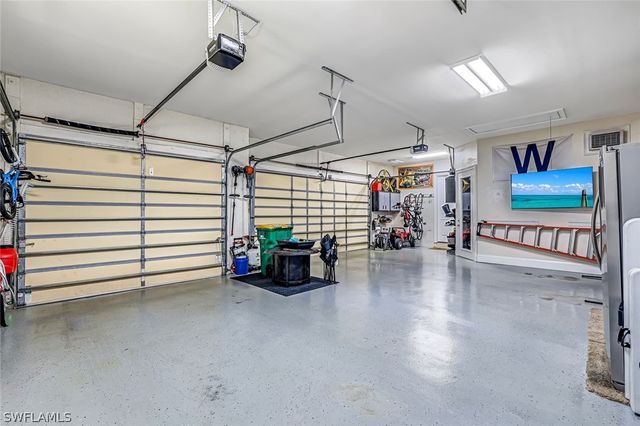 9809 Rocky Bank DR, Naples, FL 34109