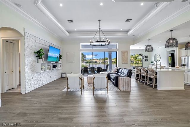 9809 Rocky Bank DR, Naples, FL 34109