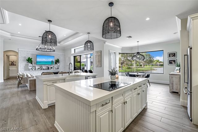 9809 Rocky Bank DR, Naples, FL 34109