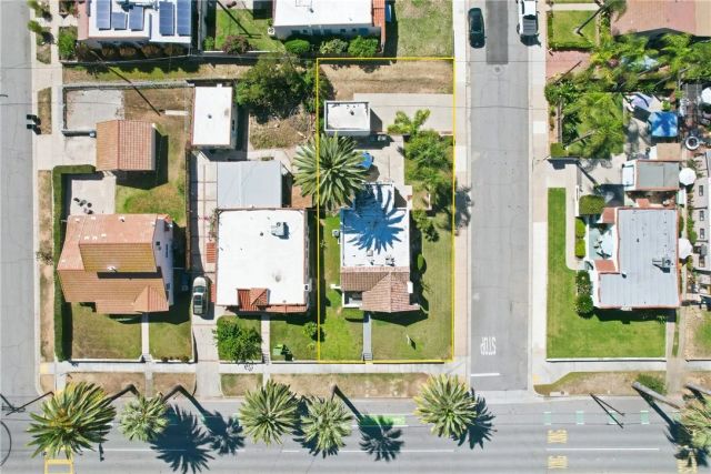 1011 W Cypress, Redlands, CA 92373
