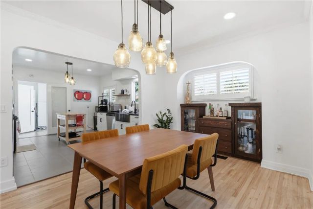 1011 W Cypress, Redlands, CA 92373