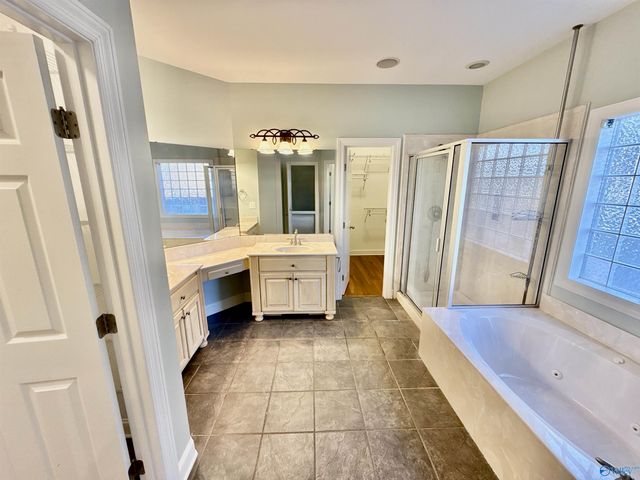 102 Casey Drive, Huntsville, AL 35806