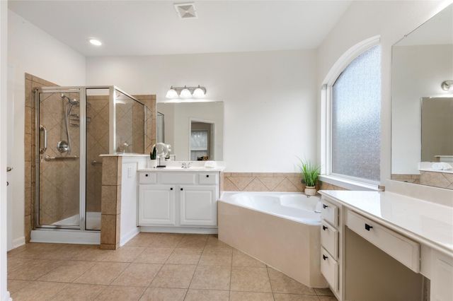 9535 Empress Crossing Drive, Spring, TX 77379