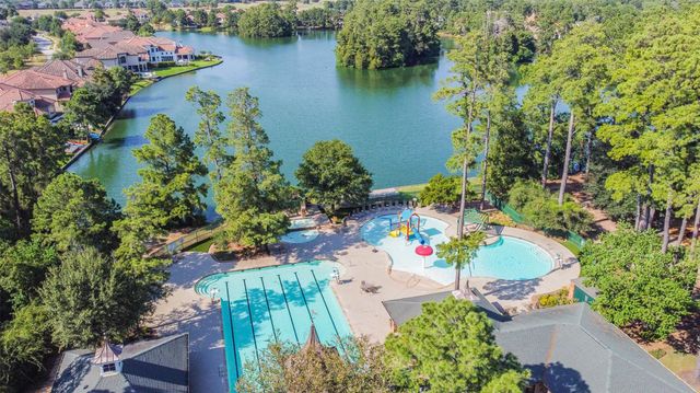 9535 Empress Crossing Drive, Spring, TX 77379