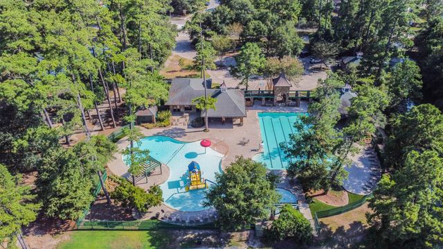 9535 Empress Crossing Drive, Spring, TX 77379