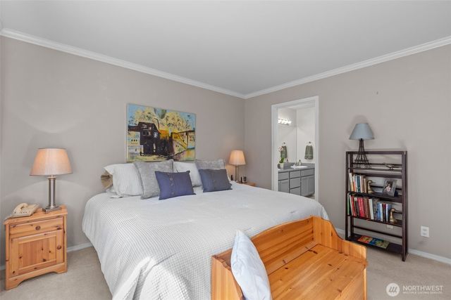 2414 Kennewick Place NE, Renton, WA 98056