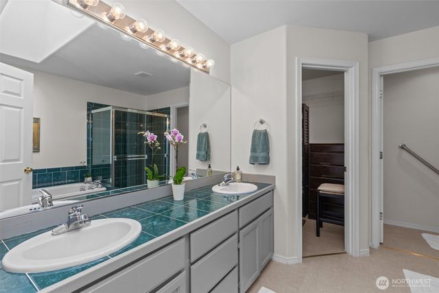 2414 Kennewick Place NE, Renton, WA 98056