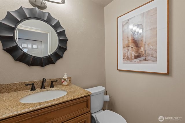 2414 Kennewick Place NE, Renton, WA 98056