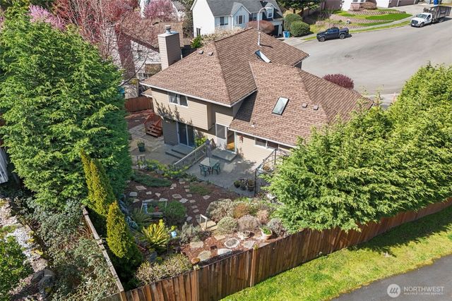 2414 Kennewick Place NE, Renton, WA 98056