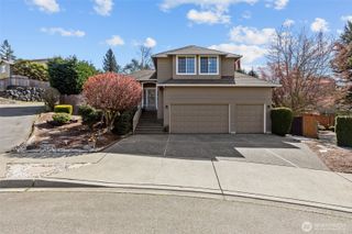 2414 Kennewick Place NE, Renton, WA 98056