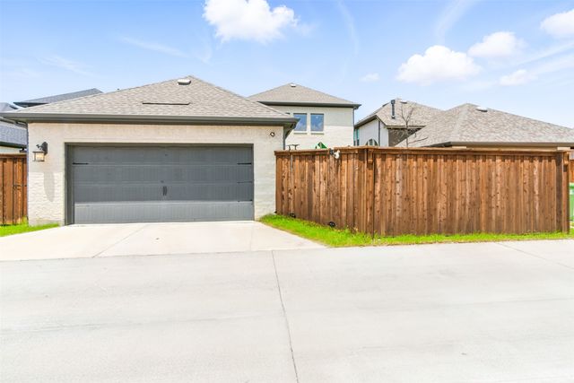 4407 Smokey Quartz Lane, Arlington, TX 76005