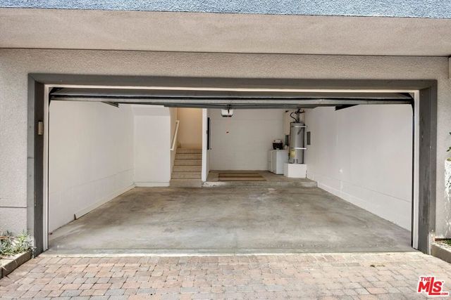 1098 Everett Place, Los Angeles, CA 90026