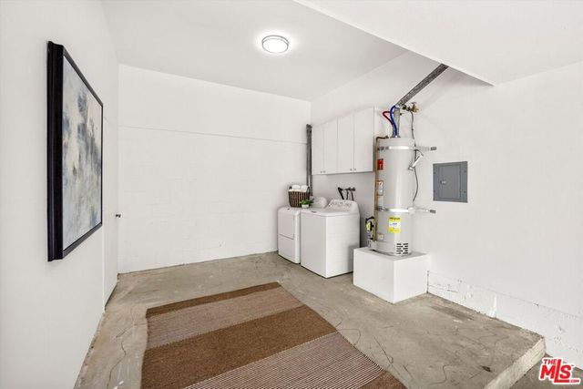 1098 Everett Place, Los Angeles, CA 90026