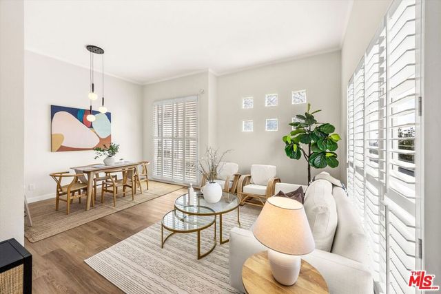 1098 Everett Place, Los Angeles, CA 90026
