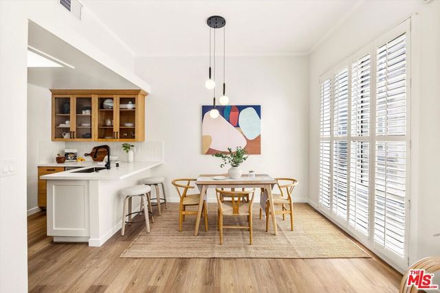 1098 Everett Place, Los Angeles, CA 90026