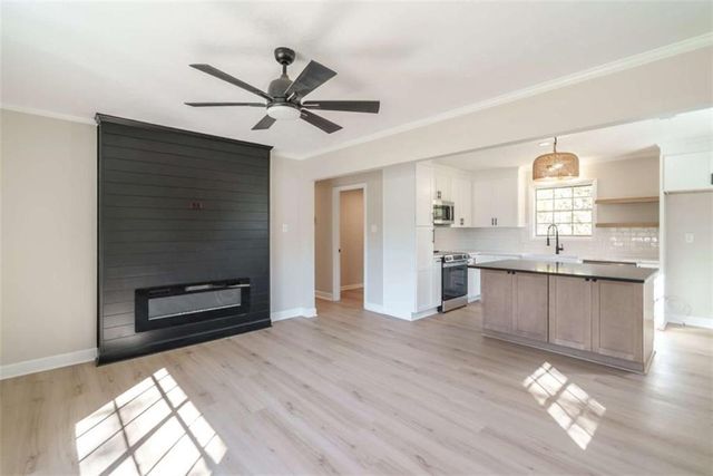 511 Lee Byrd Road, Loganville, GA 30052