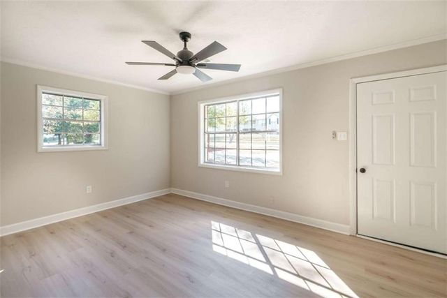 511 Lee Byrd Road, Loganville, GA 30052