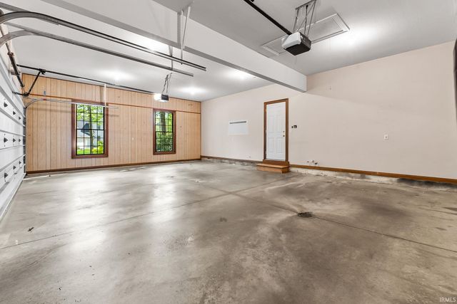 2705 Baywood Trail, Fort Wayne, IN 46845