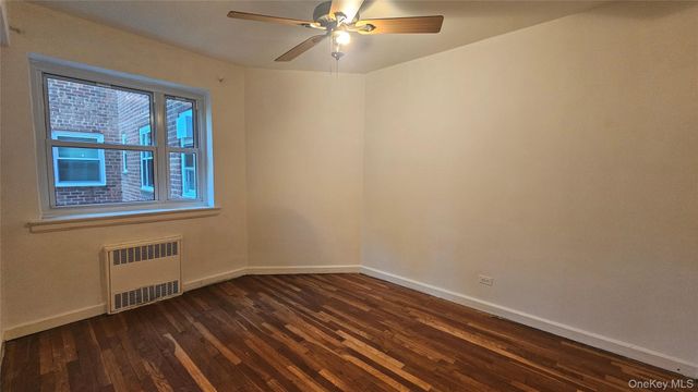 44-69 Kissena Boulevard 4M, Flushing, NY 11355