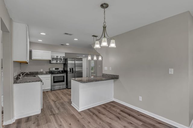 119 Coles Ferry Rd, Gallatin, TN 37066