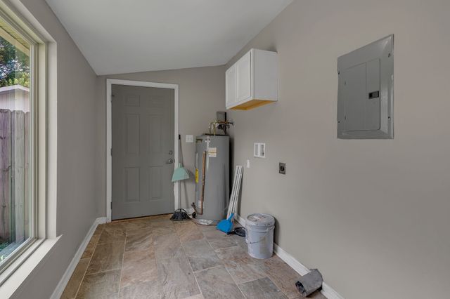 119 Coles Ferry Rd, Gallatin, TN 37066