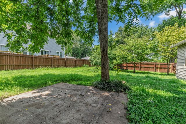 119 Coles Ferry Rd, Gallatin, TN 37066