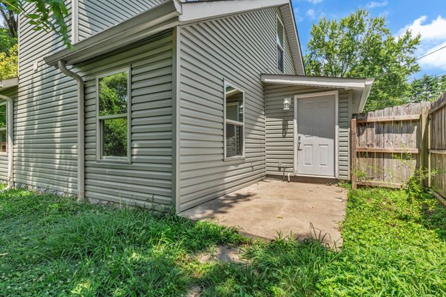 119 Coles Ferry Rd, Gallatin, TN 37066