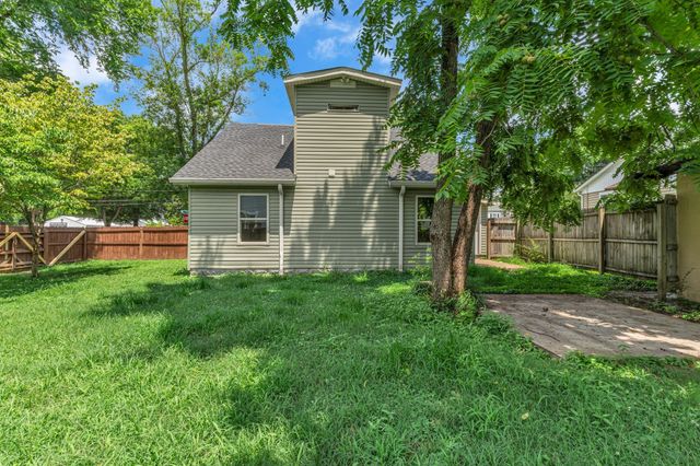 119 Coles Ferry Rd, Gallatin, TN 37066