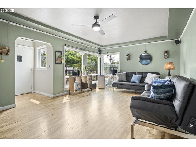 3303 Se 129TH Ave, Portland, OR 97236