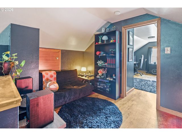 3303 Se 129TH Ave, Portland, OR 97236