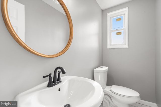 1261 GALLATIN ST NE, Washington, DC 20017