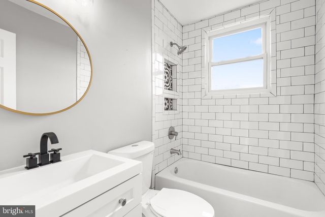 1261 GALLATIN ST NE, Washington, DC 20017