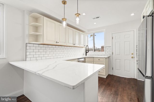 1261 GALLATIN ST NE, Washington, DC 20017