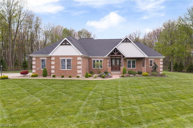 8622 Hunters Ridge Run, Wadsworth, OH 44281