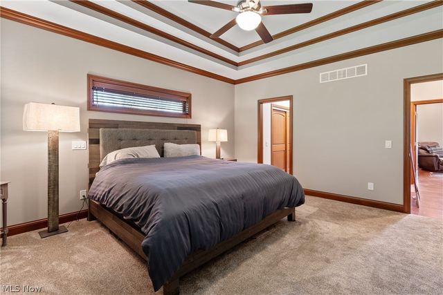 8622 Hunters Ridge Run, Wadsworth, OH 44281