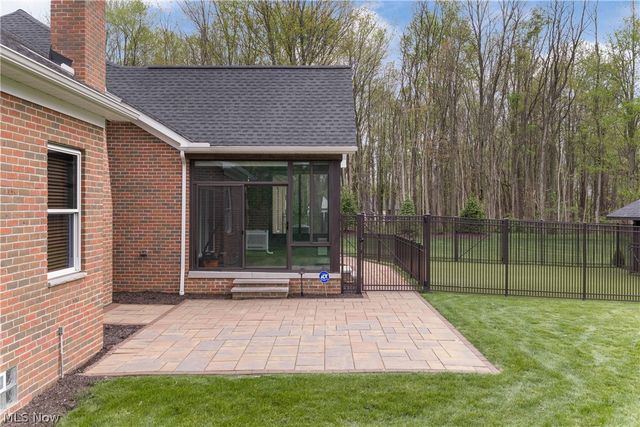 8622 Hunters Ridge Run, Wadsworth, OH 44281