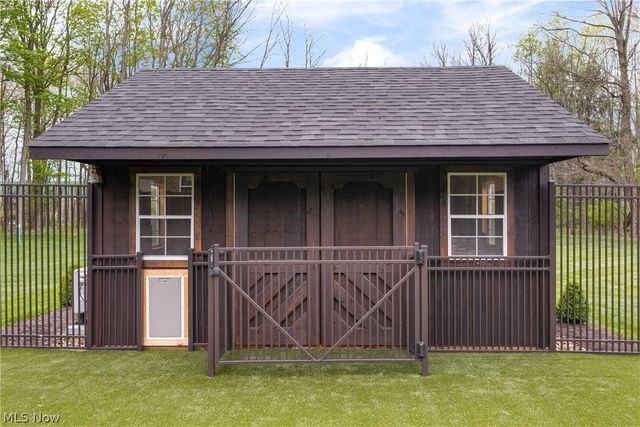 8622 Hunters Ridge Run, Wadsworth, OH 44281