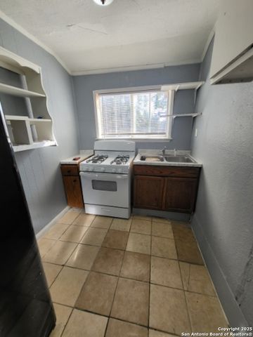 105 Morrill Ave Unit A, San Antonio, TX 78214