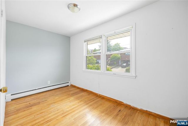 261 10th Street, Palisades Park, NJ 07650
