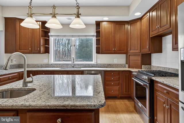 17130 QUAIL CREEK CIR, Hamilton, VA 20158