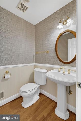 17130 QUAIL CREEK CIR, Hamilton, VA 20158