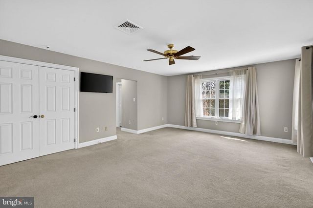 17130 QUAIL CREEK CIR, Hamilton, VA 20158