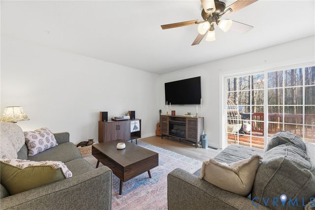 10121 Old Quarter Ln, New Kent, VA 23124