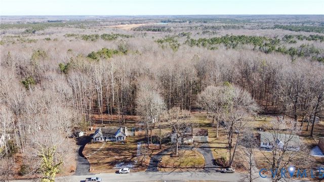 10121 Old Quarter Ln, New Kent, VA 23124