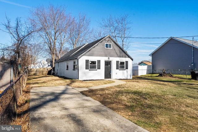 8 DELMAR ST, New Castle, DE 19720