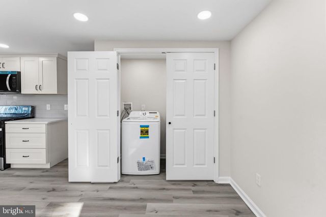 8 DELMAR ST, New Castle, DE 19720