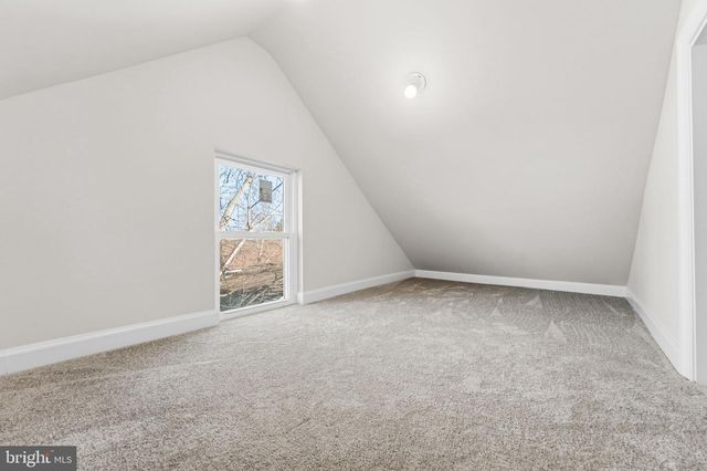 8 DELMAR ST, New Castle, DE 19720