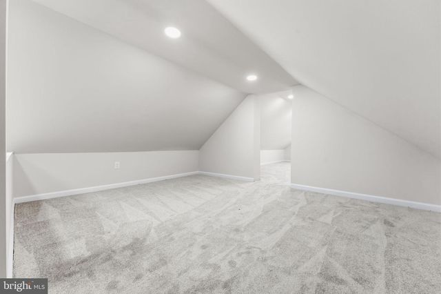 8 DELMAR ST, New Castle, DE 19720