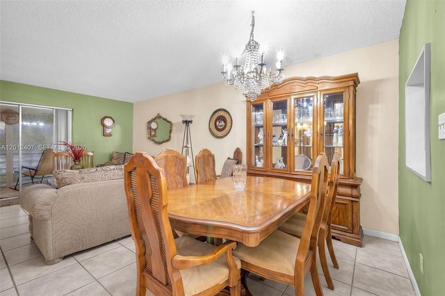16901 NE 13th Ave 303, Miami, FL 33162